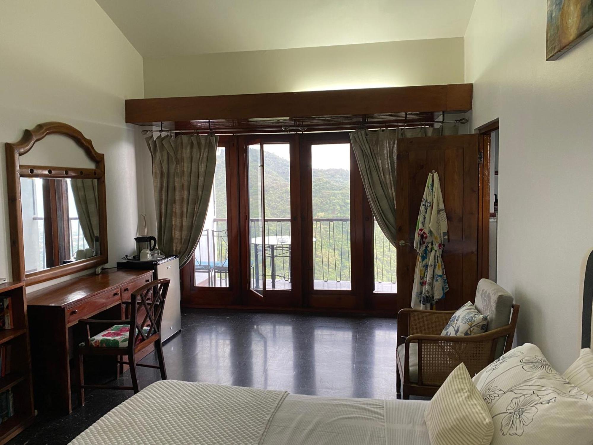 Tranquility Estate Bed & Breakfast Kingston Exterior photo