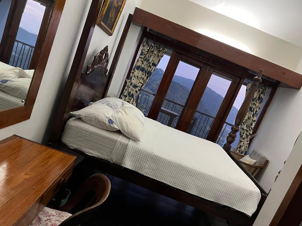 Tranquility Estate Bed & Breakfast Kingston Exterior photo